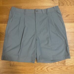 NWT Mens Pleated Khaki Green Partial Elastic Waist Dress Shorts 4 Pocket Vintage